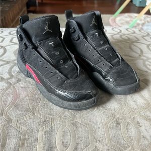 JORDANS SZ 4Y WOMEN SZ 6